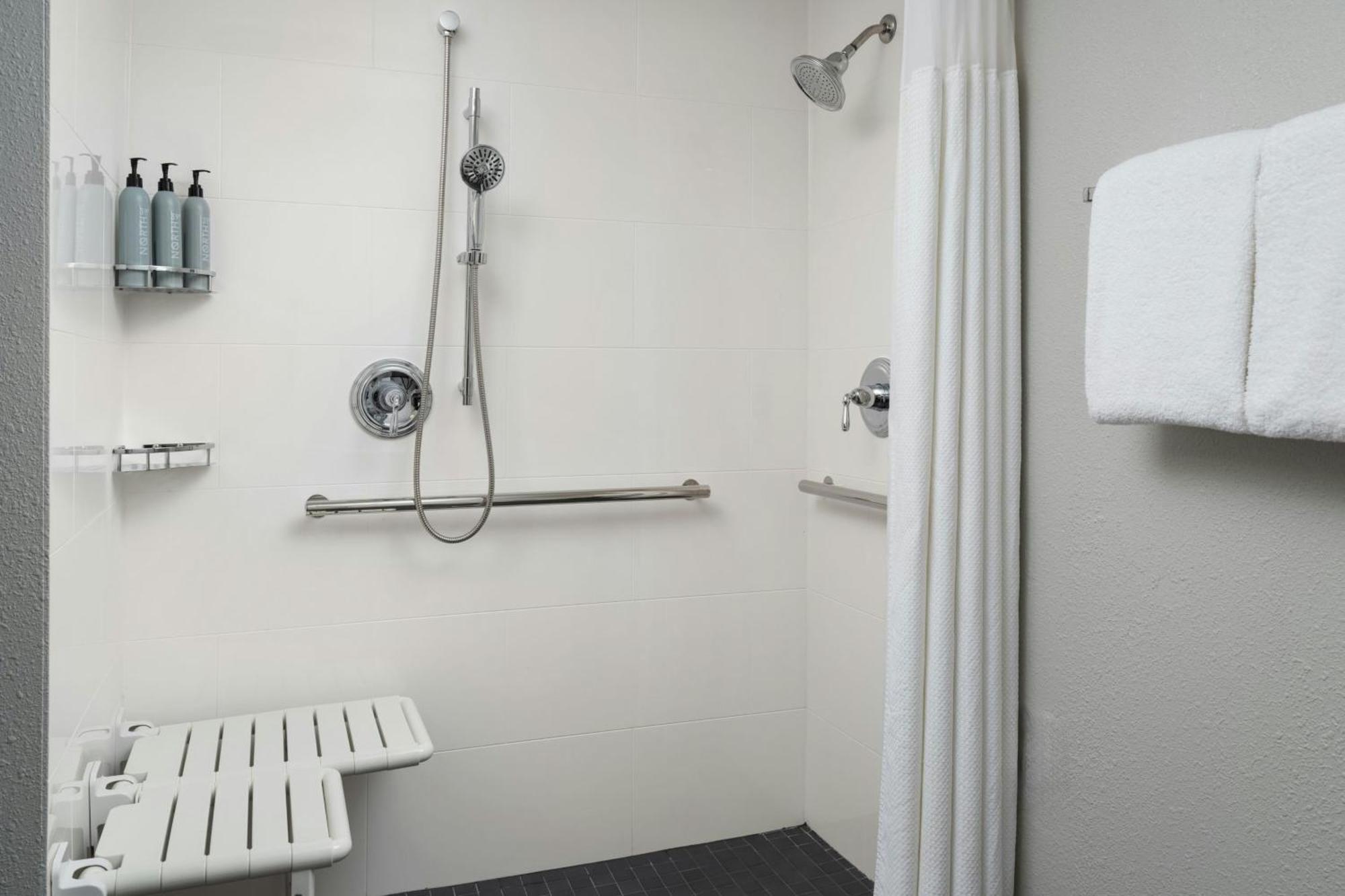 Courtyard Birmingham Гувер Экстерьер фото