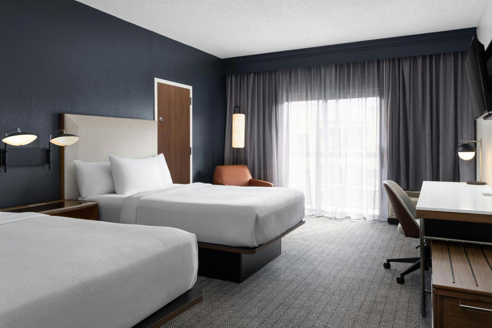 Courtyard Birmingham Гувер Экстерьер фото