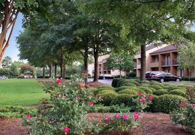 Courtyard Birmingham Гувер Экстерьер фото
