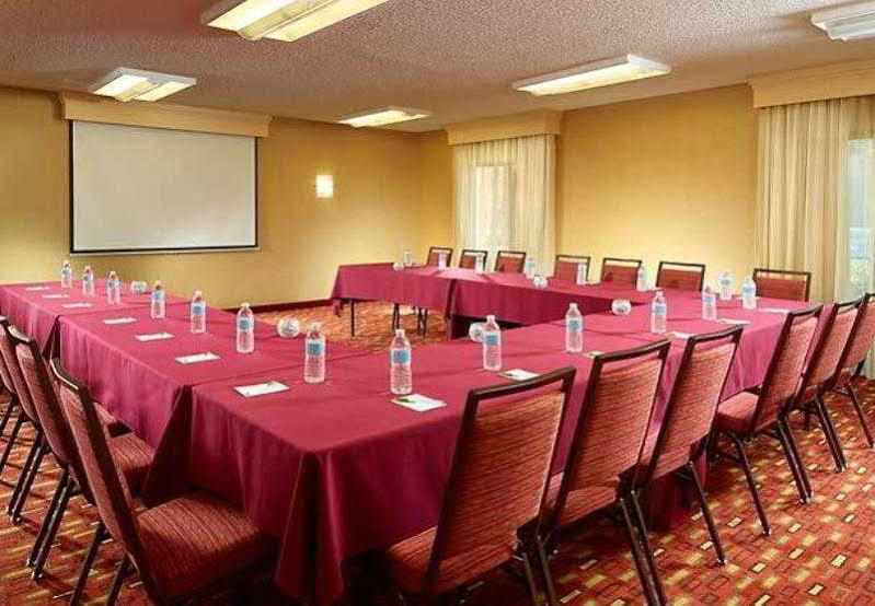 Courtyard Birmingham Гувер Экстерьер фото