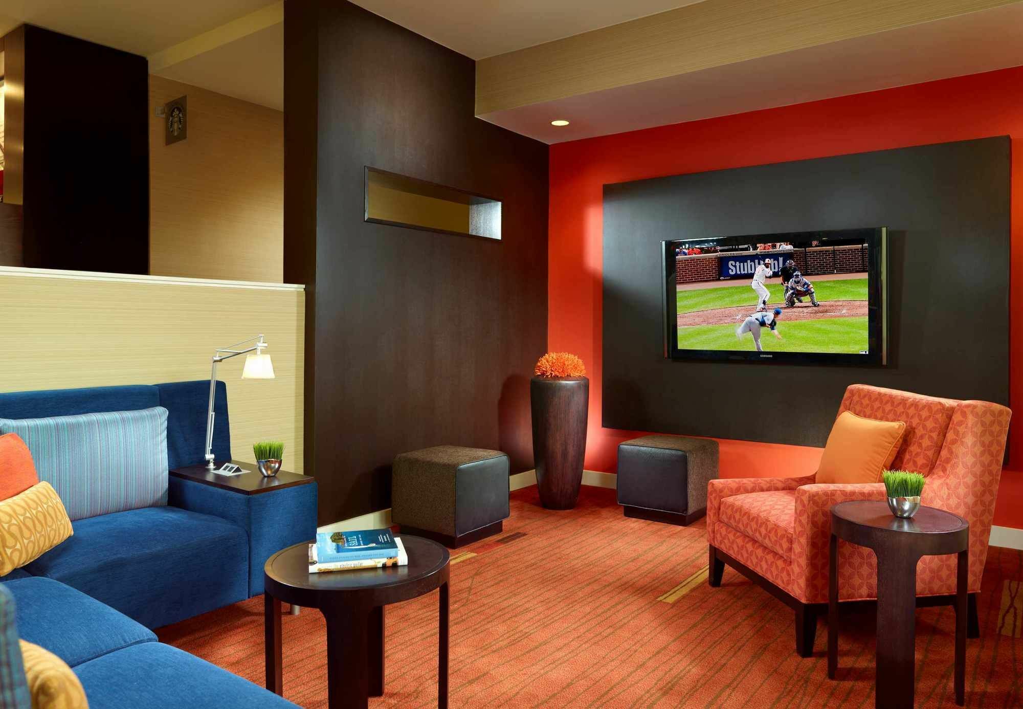 Courtyard Birmingham Гувер Экстерьер фото